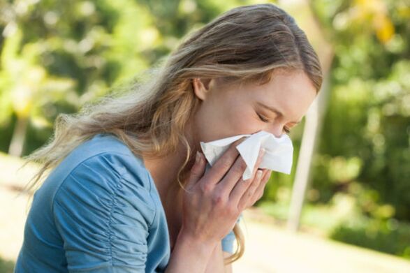 runny nose and weak immunity as the cause of the appearance of papillomas on the neck